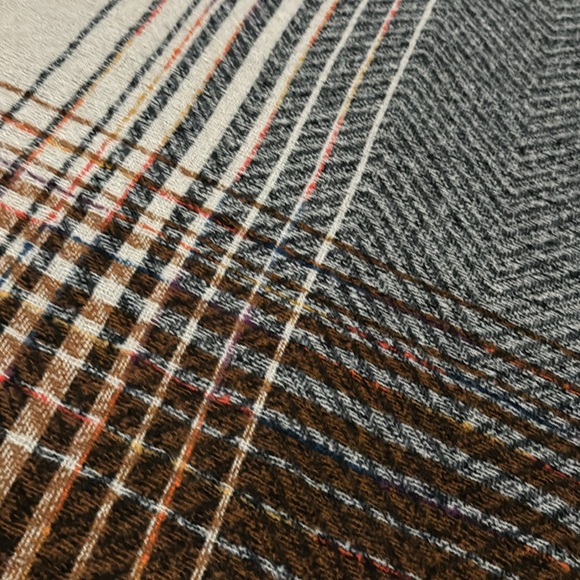 Quagga brand Large 52x52 Blanket Style Scarf/Wrap-Browns/Beige/Black-Polyester - Picture 14 of 16